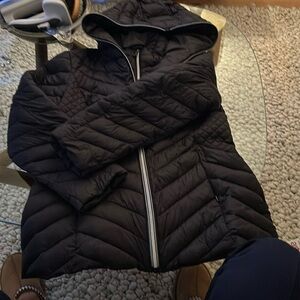 Black excellent condition Laundry by Shelly Segal California